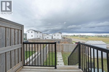 347 17 Street E Brooks Alberta photo 42