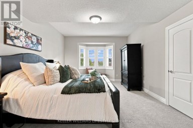 3327 SETTLEMENT TRAIL London South (South V) Ontario photo 20