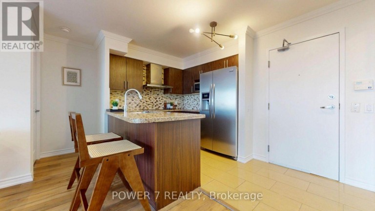 LPH18 - 9015 LESLIE STREET, Richmond Hill (Beaver Creek Business Park), Ontario, L4B4J8