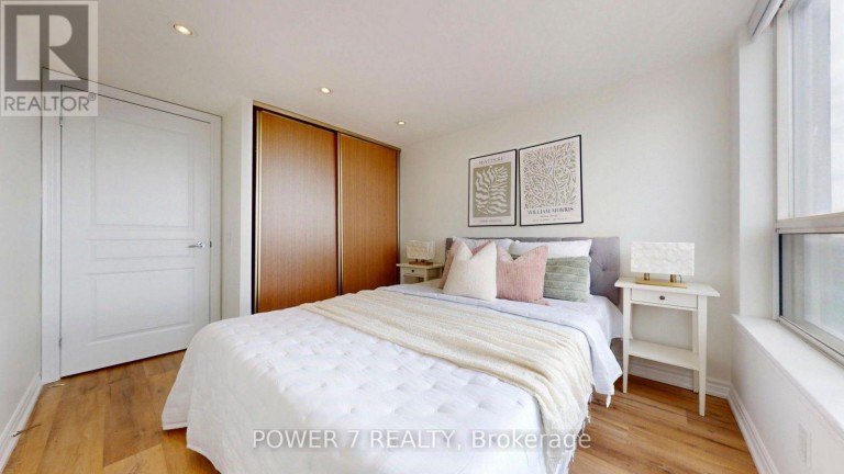 LPH18 - 9015 LESLIE STREET, Richmond Hill (Beaver Creek Business Park), Ontario, L4B4J8
