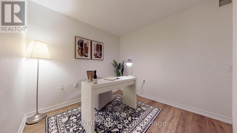 LPH18 - 9015 LESLIE STREET, Richmond Hill (Beaver Creek Business Park), Ontario, L4B4J8