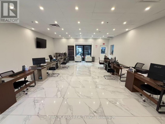 675B PETROLIA ROAD, Toronto (York University Heights), Ontario, M3J2N6