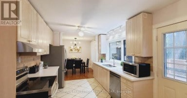 163 WOODSIDE DRIVE St. Catharines (Glendale/Glenridge) Ontario photo 3