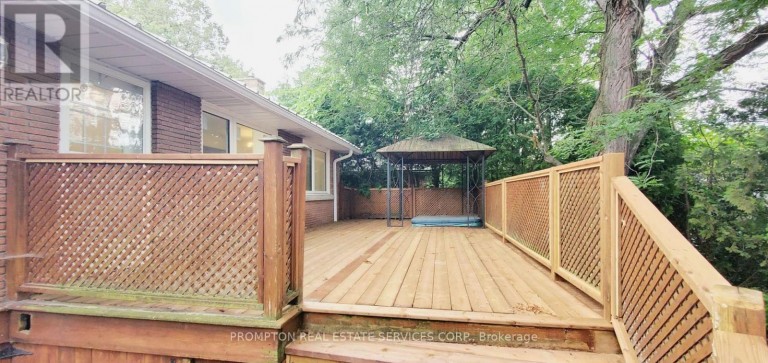 163 WOODSIDE DRIVE, St. Catharines (Glendale/Glenridge), Ontario, L2T1X5