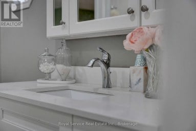 31 DUCHESS STREET Clarington (Orono) Ontario photo 32