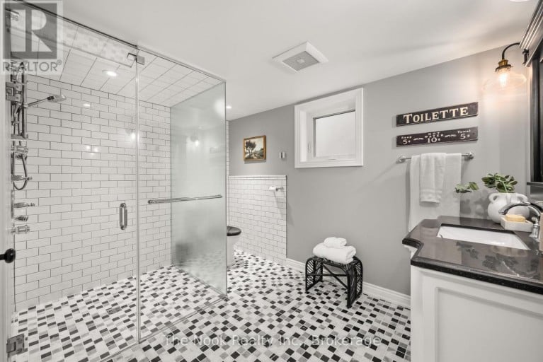 44 BAGOT STREET, Whitby (Brooklin), Ontario, L1M1A1