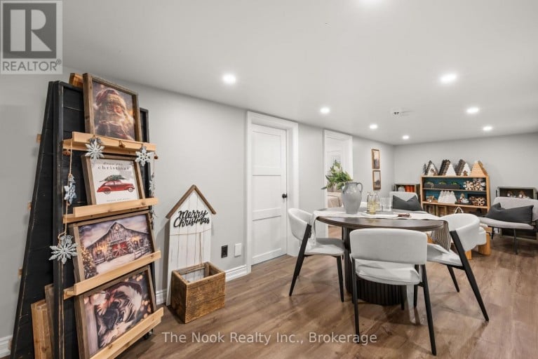 44 BAGOT STREET, Whitby (Brooklin), Ontario, L1M1A1