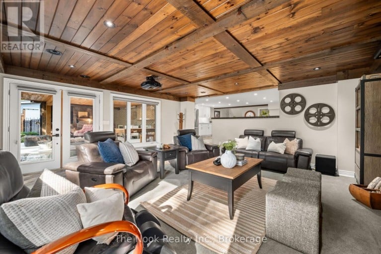 44 BAGOT STREET, Whitby (Brooklin), Ontario, L1M1A1