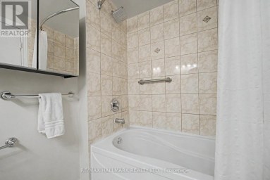53 - 6780 FORMENTERA AVENUE Mississauga (Meadowvale) Ontario photo 15