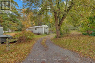 89 CHOURNEY LANE Prince Edward County (Athol Ward) Ontario photo 16