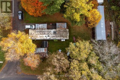 89 CHOURNEY LANE Prince Edward County (Athol Ward) Ontario photo 34