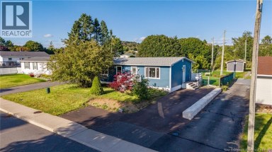 18 Seaward Crescent Saint John New Brunswick photo 3