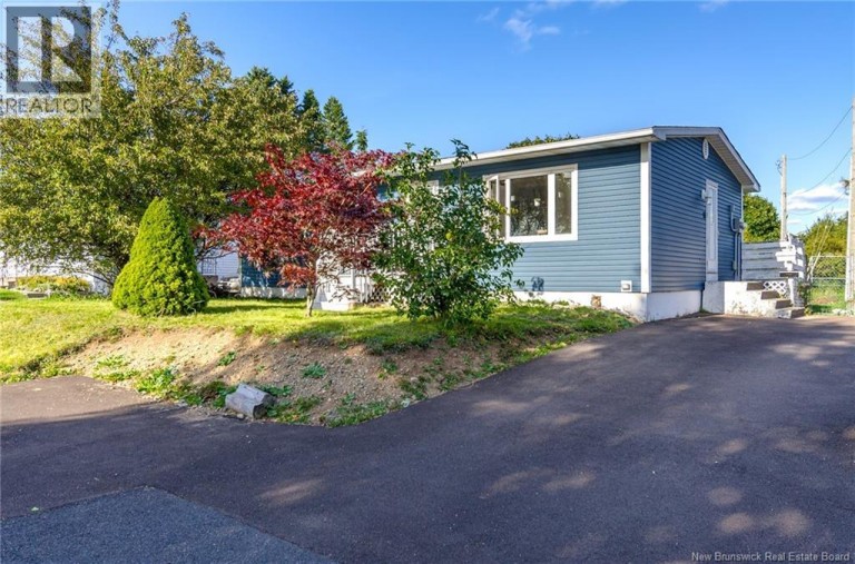 18 Seaward Crescent, Saint John, New Brunswick, E2P1E8
