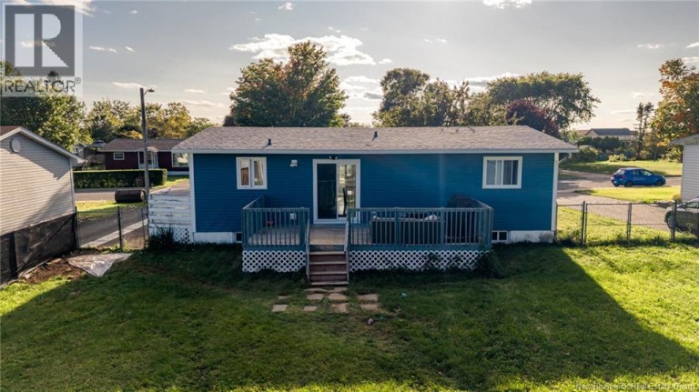 18 Seaward Crescent, Saint John, New Brunswick, E2P1E8
