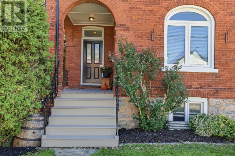180 SECOND STREET, Collingwood, Ontario, L9Y1G1