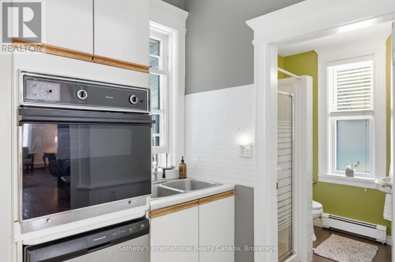 180 SECOND STREET, Collingwood, Ontario, L9Y1G1