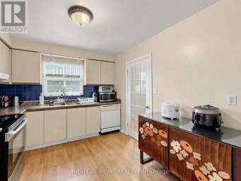 131 CASTLE ROCK DRIVE Richmond Hill (North Richvale) Ontario photo 18