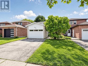 131 CASTLE ROCK DRIVE Richmond Hill (North Richvale) Ontario photo 2
