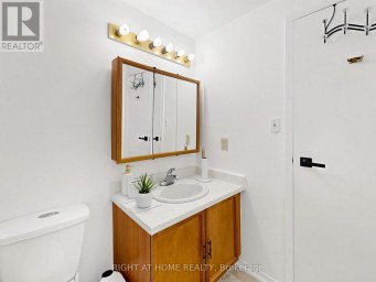 131 CASTLE ROCK DRIVE Richmond Hill (North Richvale) Ontario photo 33
