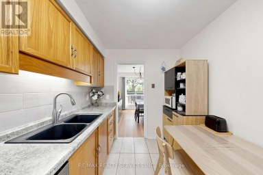 74 HEATHCLIFFE SQUARE Brampton (Central Park) Ontario photo 12