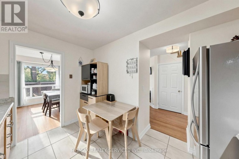 74 HEATHCLIFFE SQUARE, Brampton (Central Park), Ontario, L6S5R4