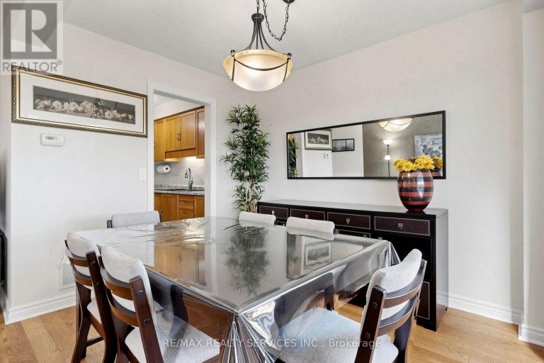 74 HEATHCLIFFE SQUARE, Brampton (Central Park), Ontario, L6S5R4