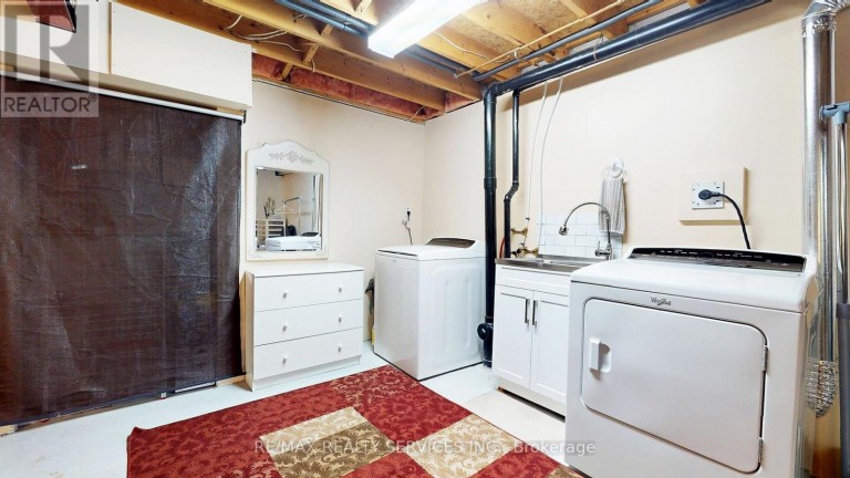 74 HEATHCLIFFE SQUARE, Brampton (Central Park), Ontario, L6S5R4