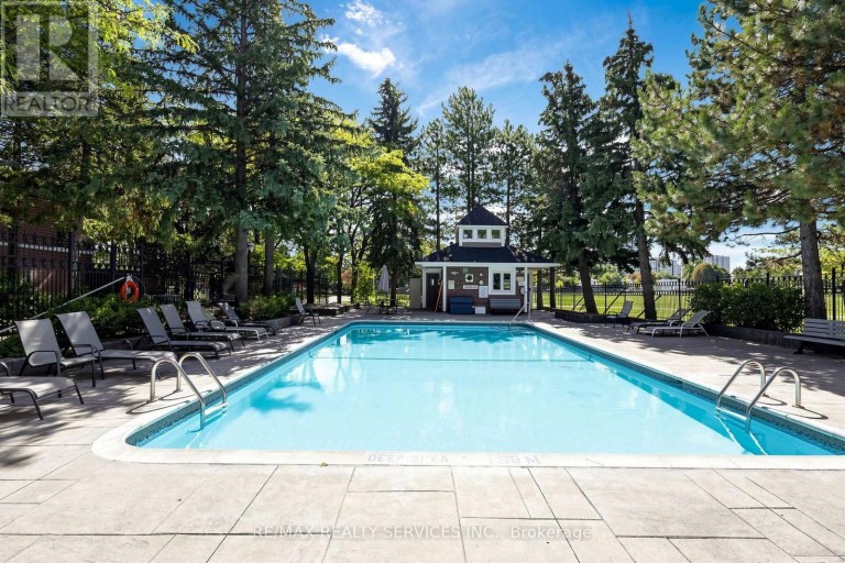74 HEATHCLIFFE SQUARE, Brampton (Central Park), Ontario, L6S5R4