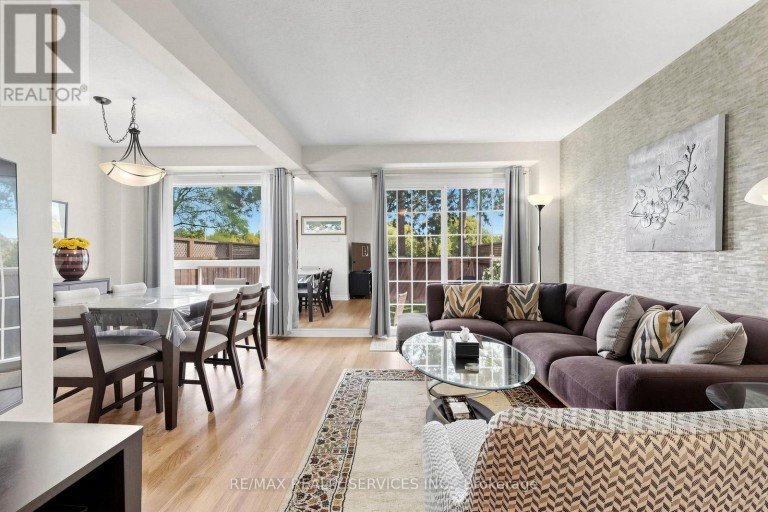 74 HEATHCLIFFE SQUARE, Brampton (Central Park), Ontario, L6S5R4