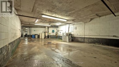 1219 - 551 THE WEST MALL Toronto (Etobicoke West Mall) Ontario photo 43
