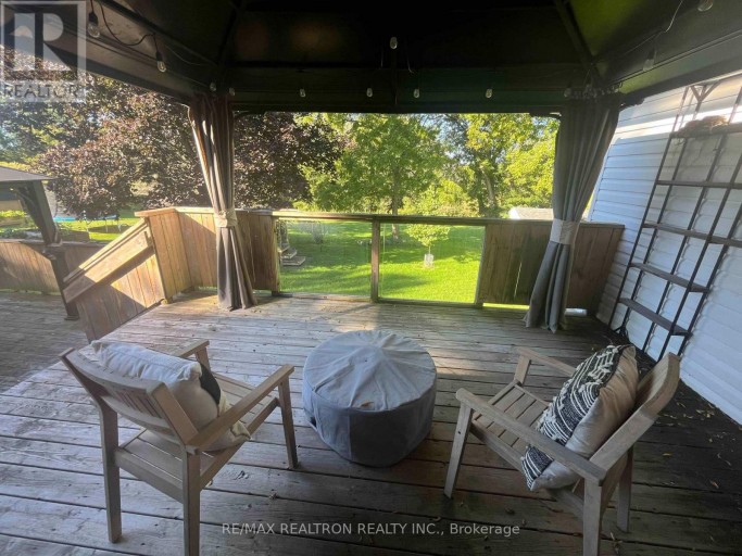 MAIN FLOOR - 241 WESTBURY AVENUE, Loyalist (Bath), Ontario, K0H1G0