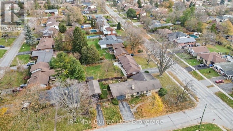 5 STANLEY PARK DRIVE, Belleville (Belleville Ward), Ontario, K8N4N1