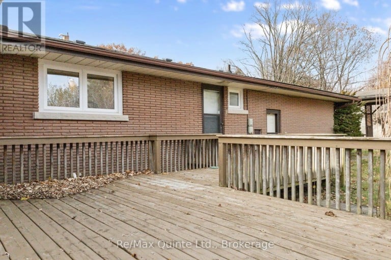 5 STANLEY PARK DRIVE, Belleville (Belleville Ward), Ontario, K8N4N1