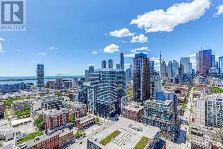 2802 - 284 KING STREET E, Toronto (Moss Park), Ontario, M5A1K4