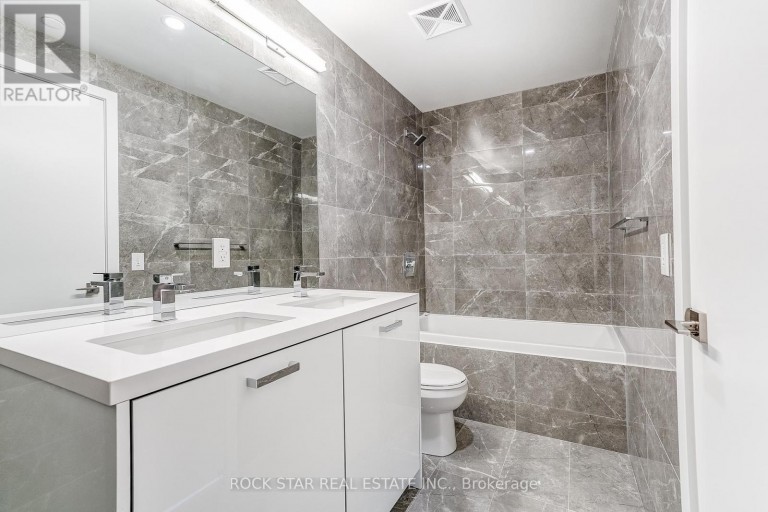 2802 - 284 KING STREET E, Toronto (Moss Park), Ontario, M5A1K4