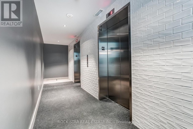 2802 - 284 KING STREET E, Toronto (Moss Park), Ontario, M5A1K4