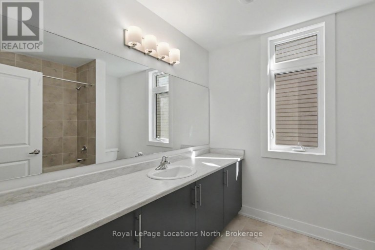 124 DOROTHY DRIVE, Blue Mountains, Ontario, N0H1J0