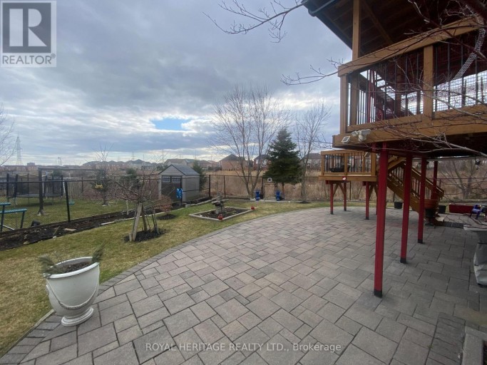 15 SIRIUS CRESCENT, Toronto (Rouge), Ontario, M1X2A6