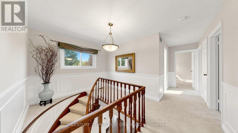 58 JULIA STREET, Markham (Thornhill), Ontario, L3T4R9