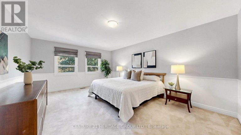 58 JULIA STREET, Markham (Thornhill), Ontario, L3T4R9
