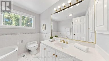 58 JULIA STREET Markham (Thornhill) Ontario photo 24