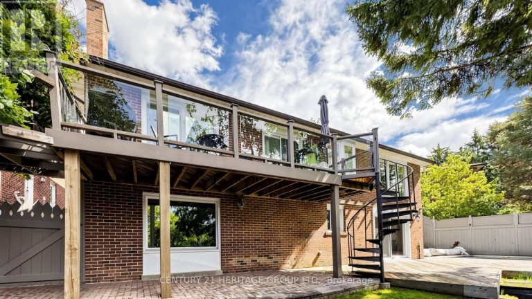 58 JULIA STREET, Markham (Thornhill), Ontario, L3T4R9