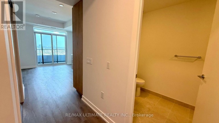 1703 - 5 MEADOWDALE ROAD, Vaughan (Vaughan Corporate Centre), Ontario, L4K0C7