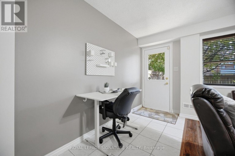 57 - 6880 MEADOWVALE TOWN CENTRE CIRCLE, Mississauga (Meadowvale), Ontario, L5N7T4
