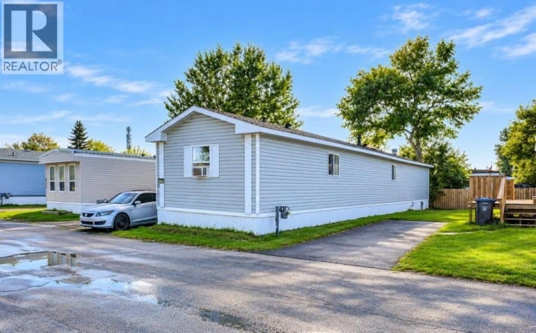 #243, 6220 17 Avenue SE, Calgary, Alberta, T2A0W6