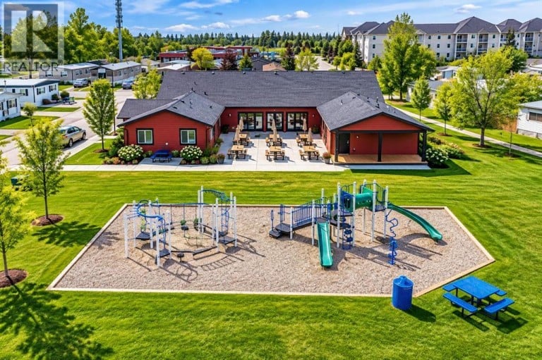 #243, 6220 17 Avenue SE, Calgary, Alberta, T2A0W6