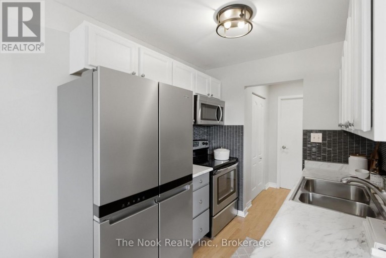 1-3 - 540 MARY STREET E, Whitby (Downtown Whitby), Ontario, L1N2R1