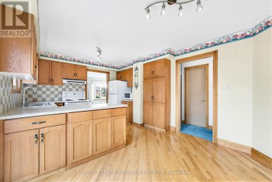 20 MCFEETERS CRESCENT Clarington (Bowmanville) Ontario photo 15