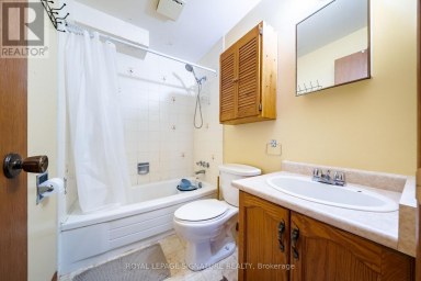 20 MCFEETERS CRESCENT Clarington (Bowmanville) Ontario photo 28
