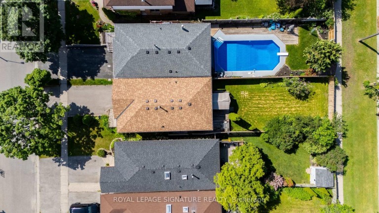 20 MCFEETERS CRESCENT, Clarington (Bowmanville), Ontario, L1C4G5
